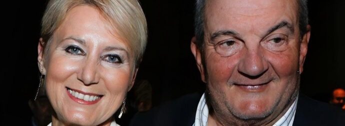 Κώστας Καραμανλής: Το τρυφερό φιλί στη Νατάσα Παζαΐτη μετά τον ερχομό του νέου έτους