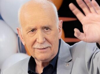 Γιώργος Παπαδάκης: «Δεν αισθάνθηκα ποτέ ντροπή για την αδερφή μου που είχε σύνδρομο Down