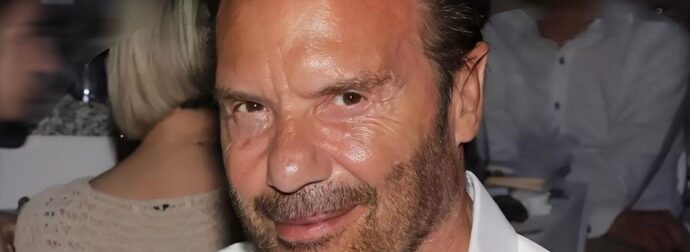 Στράτος Τζώρτζογλου: «Μου έχει συμβεί να έρχονται στο θέατρο για να δουν το σώμα μου και όχι την ερμηνεία μου»