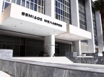 Εισαγγελία του Αρείου Πάγου: Αυτόφωρο σε περίπτωση παρεμπόδισης της συγκοινωνίας από τους αγρότες