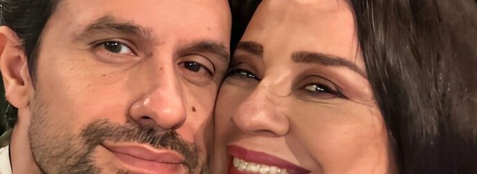 Η Μαρία Τζομπανάκη σε μια σπάνια φωτογραφία με τον σύζυγό της, Γιάννη Βάλβη, με αφορμή τη γιορτή του