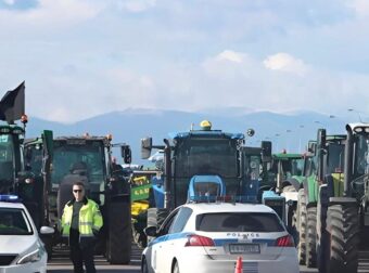 Οι αγρότες κόβουν την Ελλάδα στα δύο: Κλειστή για 4 μέρες η Αθηνών – Λαμίας, αποκλεισμένα τα Μάλγαρα στα δύο ρεύματα
