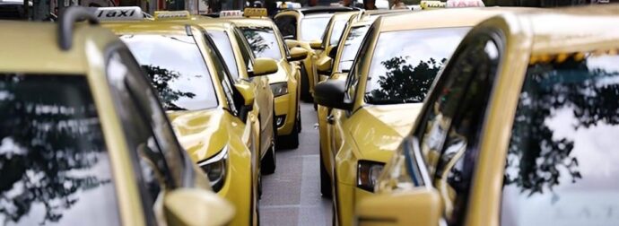 Απεργία διαρκείας ξεκινούν από τις 13 Ιανουαρίου οι οδηγοί ταξί