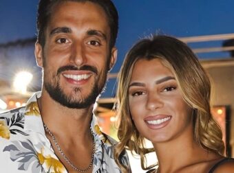 Σάκης Κατσούλης για Μαριαλένα Ρουμελιώτη: «Μόνο η δική μου γυναίκα είναι 5 μηνών έγκυος και δεν κουράζεται ποτέ;»