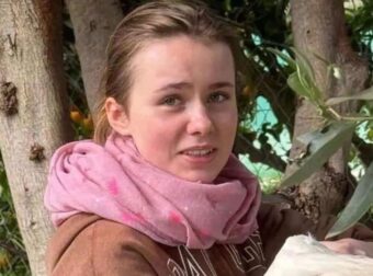 Πάτρα: Μαρτυρίες ότι μπορεί να βρίσκεται στην Αθήνα με ηλικιωμένο άνδρα η Λόρα –  Τι έδειξαν κάμερες ασφαλείας για την 16χρονη