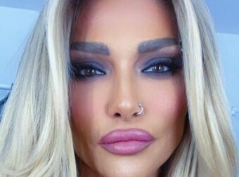 Αγγελική Ηλιάδη: Η Πασίγνωστη Ελληνίδα τραγουδίστρια μεταμορφώθηκε και έγινε αγνώριστη