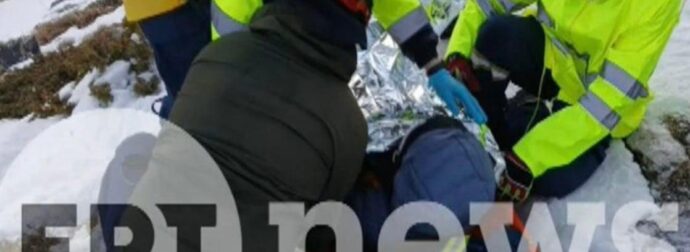 Ταΰγετος: Οι πρώτες εικόνες από την επιχείρηση διάσωσης των ορειβατών – Κατεβάζουν τους πρώτους τραυματίες