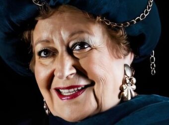 Πέθανε καθηλωμένη σε αναπηρικό καρότσι η πασίγνωστη ηθοποιός του ελληνικού κινηματογράφου