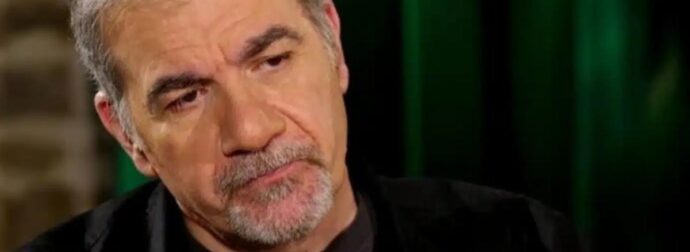 Συγκλονίζει ο Δημήτρης Σταρόβας: «Ο βιολογικός μου πατέρας εγκατέλειψε τη μαμά μου όταν ήταν έγκυος, ήμασταν η π…άνα με το εξώγαμο»