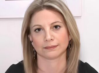 Μαρία Καρυστιανού: «Δεξιά και Αριστερά είναι χαρακτηρισμοί από το παρελθόν – Θέλω να φύγω από τις ταμπέλες»