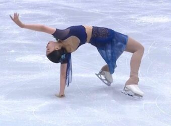 Κινέζα αθλήτρια χόρεψε την «Αστερομάτα» της Κλαυδίας σε αγώνα καλλιτεχνικού πατινάζ