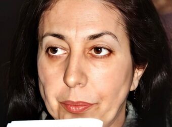 Πέθανε στα 77 της η Αναστασία Αθήνη – Η γυναίκα πίσω από το ιστορικό χαστούκι στη Δήμητρα Λιάνη