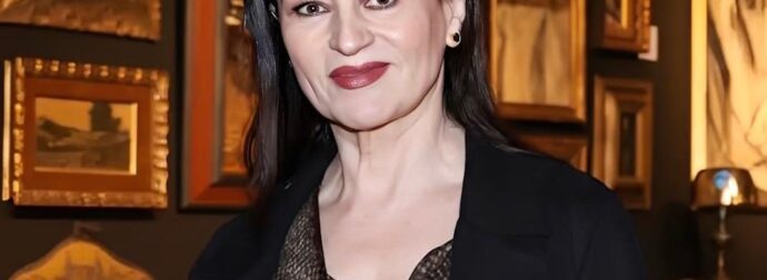 Καρυοφυλλιά Καραμπέτη: «Ήμουν κατά του γάμου από μικρό παιδί, δεν ήθελα να παντρευτώ»