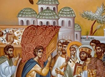Σήμερα γιορτάζει το όνομα που το λείψανο του Αγίου περίμενε επί 30 έτη θαμμένο στον τόπο της εξορίας και του μαρτυρίου του