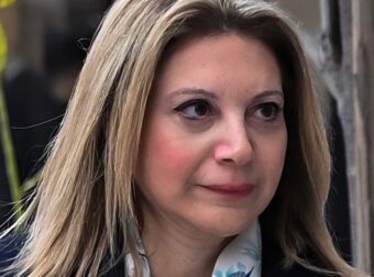 Δημοσκόπηση Interview: Ανέτοιμη η Καρυστιανού για την πολιτική, λέει το 70% των πολιτών