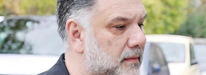 Πέθανε η μητέρα του Γρηγόρη Αρναούτογλου: – «Ταλαιπωρήθηκες πολύ» γράφει ο παρουσιαστής στη σπαρακτική του ανάρτηση