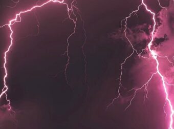 Άνοιξαν οι ουρανοί στην Αθήνα – Έφτασε η κακοκαιρία Κρίστιν – Πόσο θα διαρκέσει και πότε θα σταματήσει 