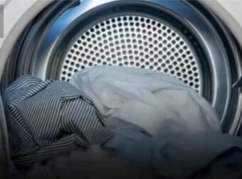 Τα πλυντήρια ρούχων διαθέτουν μια ειδική λειτουργία που βοηθά να στεγνώσουν τα ρούχα πιο γρήγορα