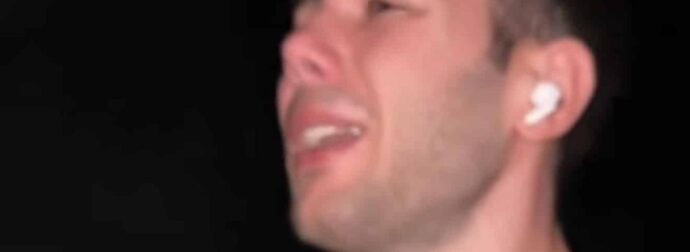 «Ήλπιζα να είχα γεννηθεί σε έναν καλύτερο κόσμο, χωρίς κακούς ανθρώπους» – Ξέσπασε με λυγμούς η Ορεινή Μέλισσα