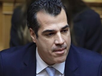 Πλεύρης για μετανάστες: «Θα επιστρέφουν στη χώρα τους ή θα οδηγούνται στη φυλακή αν απορρίπτεται η αίτηση ασύλου»