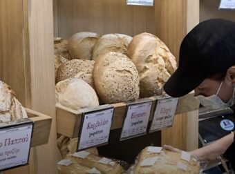 Κραυγή αγωνίας: Κλείνουν μαζικά φούρνοι και ζαχαροπλαστεία, λουκέτο σε 3.000 καταστήματα