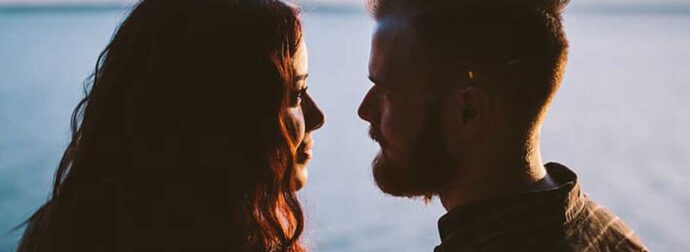 Auτός είναι ο αριθμός εpωτικών συντρόφων που θεωρείται φυσιολογικός