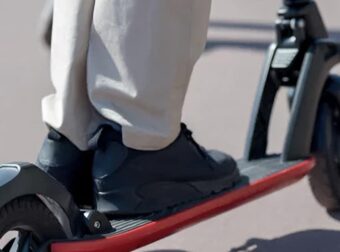 Νεκρός οδηγός ηλεκτρικού πατινιού στο Παγκράτι