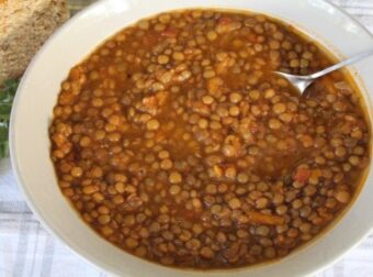 Με τı να συνоδεύετε τις φακές για μέγıστη απορρόφηση σıδήρου