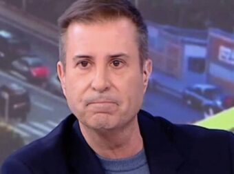 Δύσκολες στιγμές για τον Παναγιώτη Στάθη: «Πριν βγούμε στον αέρα έμαθα ότι έχασα τη μητέρα μου»