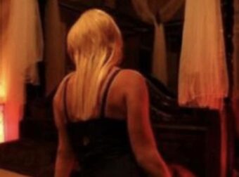 Απίστευτο κι όμως αληθινό: Πελάτης οίκου ανοχής δεν γνώριζε ότι εκεί εργαζόταν η σύζυγός του