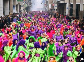 H αποκριάτικη στάση του σeξ που δοκιμάζουν όλοι