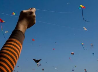 Γιατί την Καθαρά Δευτέρα πετάμε χαρταετό;