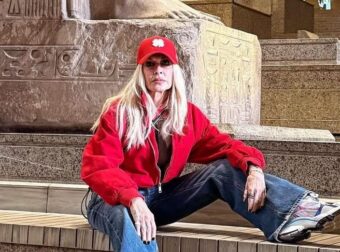 Άννα Βίσση: Στην Αίγυπτο με το ζεύγος Κούστα και την αδερφή της, Νίκη