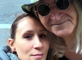 «Κουκλάκι το Καpβελάκι… Θα τρελαθώ» O γιος Φερεντίνου-Καρβέλα θα μπορούσε να είναι και μοντέλο