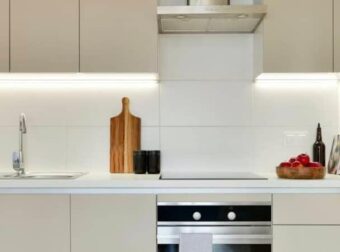 Το συρόμενο κουτί από τα ΙΚΕΑ που βάζει τέλος στο χάος κάτω από τον νεροχύτη