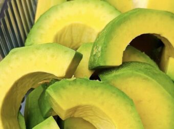 Επιστημονικά αποδεδειγμένα οφέλη για την υγεία από το αβοκάντο και τους σπόρους του αβοκάντο