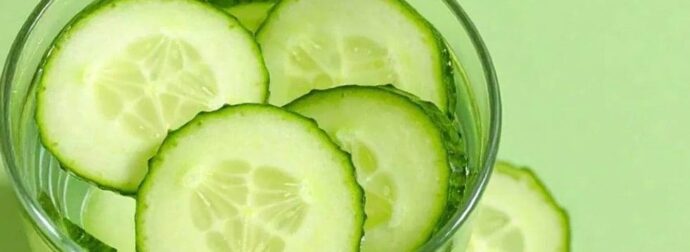 Αν πίνετε νερό με αγγούρι κάθε πρωί, να τι θα συμβεί στο σώμα σας