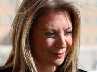 Καρυστιανού: «Είχα έτοιμη την ομιλία μου, αλλά δεν ήθελαν να μιλήσω και αποχώρησα από τη συγκέντρωση για τα Τέμπη»