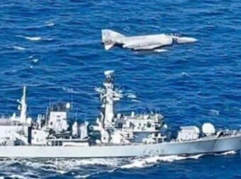 Στο πλευρό της Κύπρου η Ελλάδα: Ο Νίκος Δένδιας στη Λευκωσία – Δύο φρεγάτες και δύο ελληνικά F-16 στην περιοχή με απόφαση ΚΥΣΕΑ