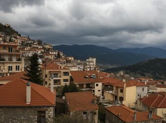 Οι τρεις πιο ασφαλείς πόλεις της Ελλάδας σε περίπτωση πολέμου, σύμφωνα με το ChatGPT