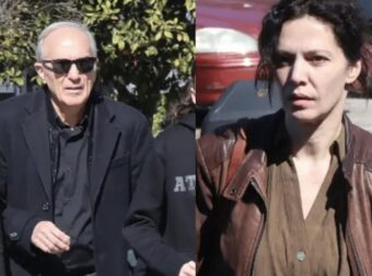 Γιάννης Νταλιάνης: Με τις κόρες του στην κηδεία του αδελφού του, Κώστα – Στο πλευρό του η Μαριλίτα Λαμπροπούλου