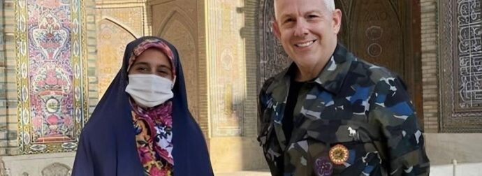 Τάσος Δούσης: Ένα κείμενο φωτιά για το Ιράν μαζί με καταπληκτικές φωτογραφίες