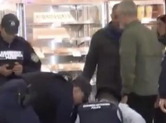 Ένταση στο «Ελ. Βενιζέλος»: Ισραηλινός επιτέθηκε και γρονθοκόπησε έναν άνδρα – Ακινητοποιήθηκε και συνελήφθη από την ΕΛ.ΑΣ.