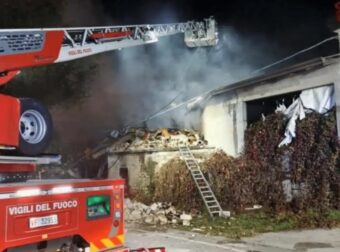 Τρεις Νεκροί Αστυνομικοί και 13 τραυματίες – Πήγαν να κάνουν έξωση και οι ένοικοι ανατίναξαν το σπίτι με αέριο