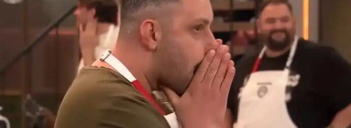 Απίστευτο σκηνικό στο MasterChef: Παίκτης «μπούκαρε» στο πλατό και έσπασε τζαμαρία