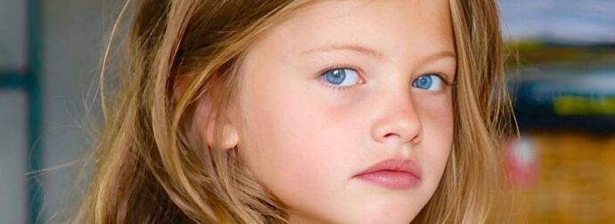 Το «πιο όμορφο κορίτσι στον κόσμο» Τιλάν Μπλοντό αρραβωνιάστηκε στην Ελλάδα – Δείτε φωτό της 24χρονης με τον σύντροφό της