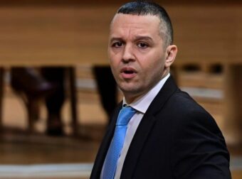 Ο Ηλίας Κασιδιάρης ξανά στην πολιτική και το ανακοίνωσε ο ίδιος
