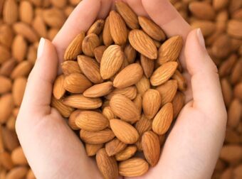 Αμύγδαλα κάθε μέρα: Τα σημαντικά οφέλη για την υγεία που αξίζει να γνωρίζετε