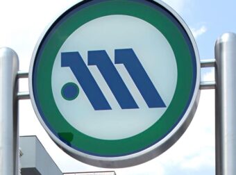 Ληστές απείλησαν με όπλο επιβάτες στο μετρό και τους έκλεψαν – Συνελήφθησαν από την αστυνομία