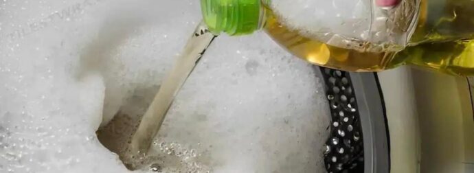  Το ξύδι είναι το κλειδί για πιο λευκές και πιο απαλές πετσέτες, αλλά οι περισσότεροι το χρησιμοποιούν λάθος. Αuτός είναι ο σωστός τρόπος χρήσης